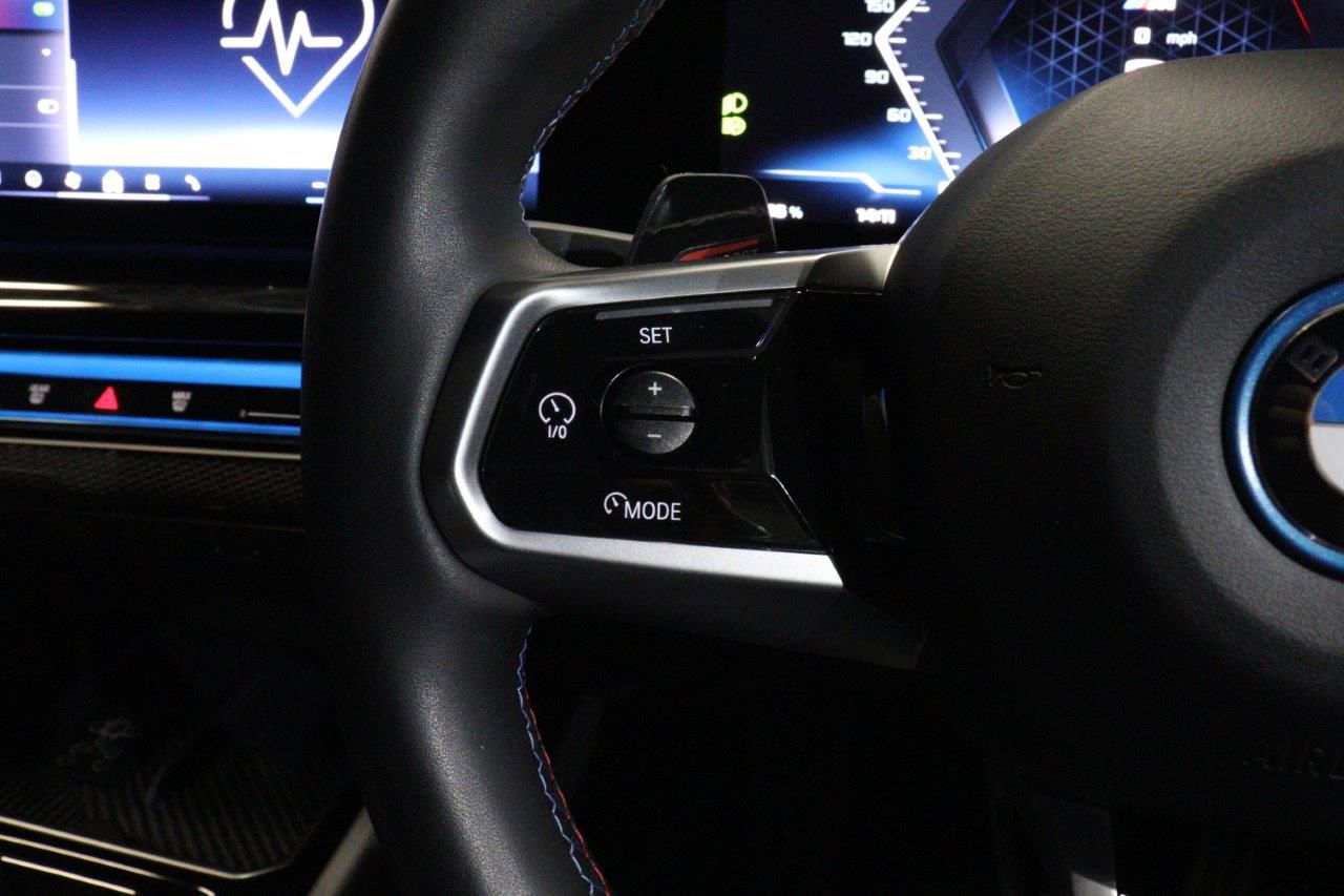 BMW i5 M60 xDrive Sedan RHD