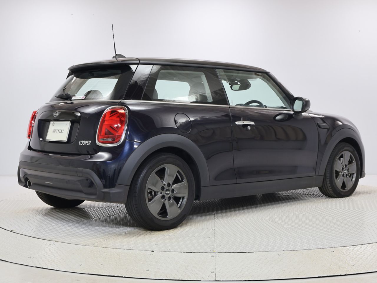 MINI Cooper F56 RHD