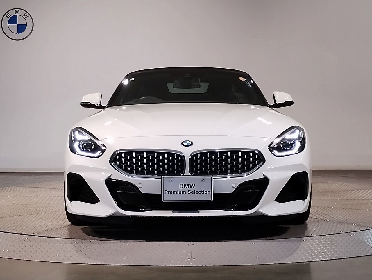 G29 z4 sDrive20i RHD