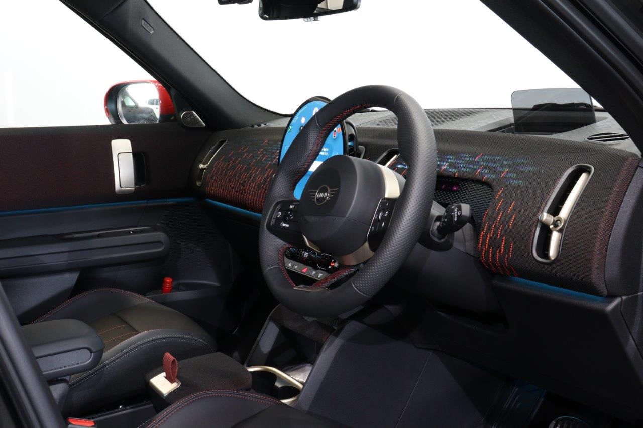 U25 MINI John Cooper Works Countryman ALL4