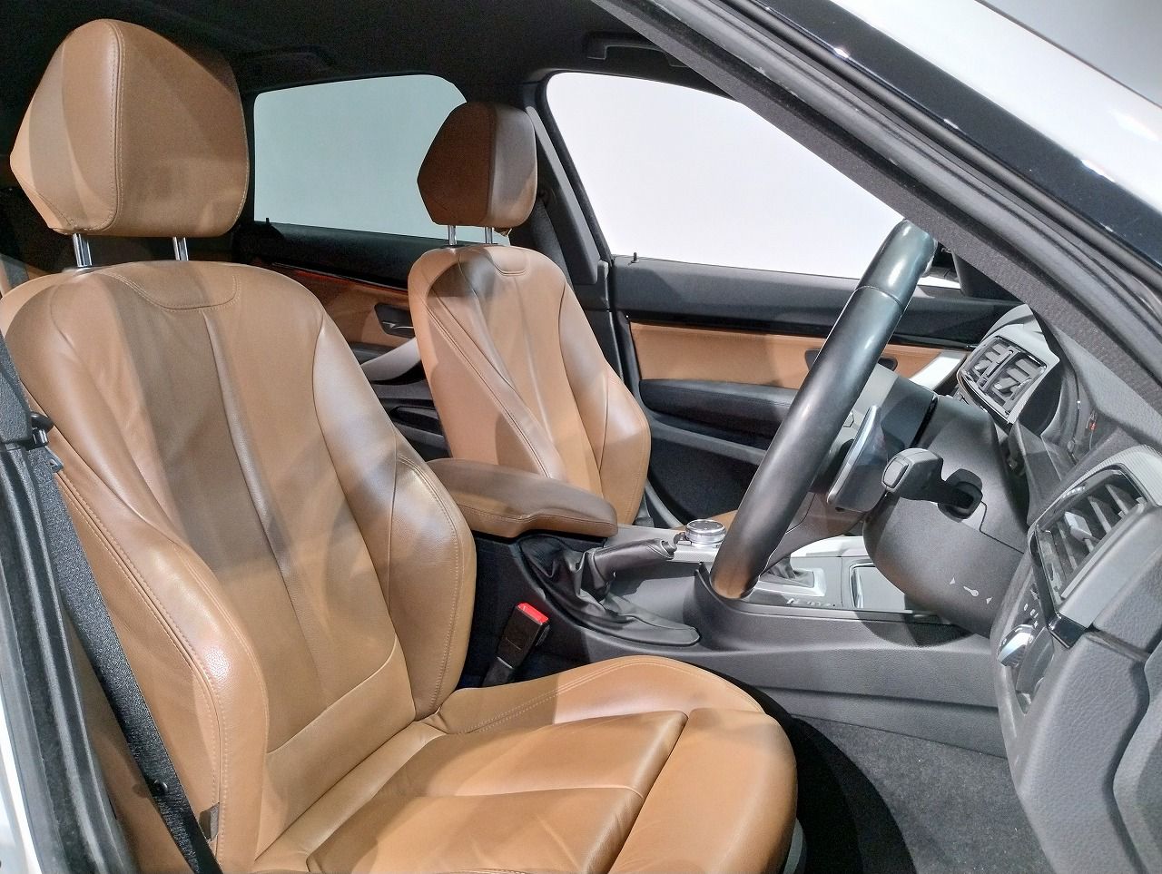 320I GRANTURISMO RHD