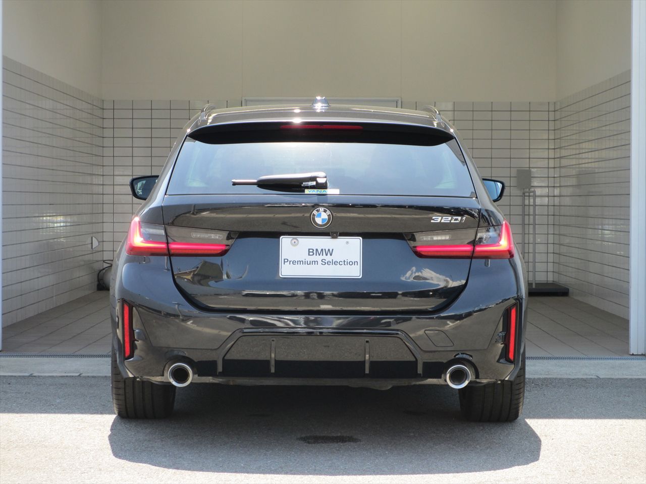G21 320i Touring LCI RHD