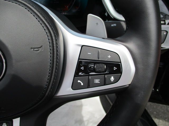 G29 z4 sDrive20i RHD