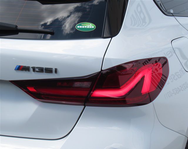 F40 M135i xDrive Sports Hatch 5-door B48 2.0i
