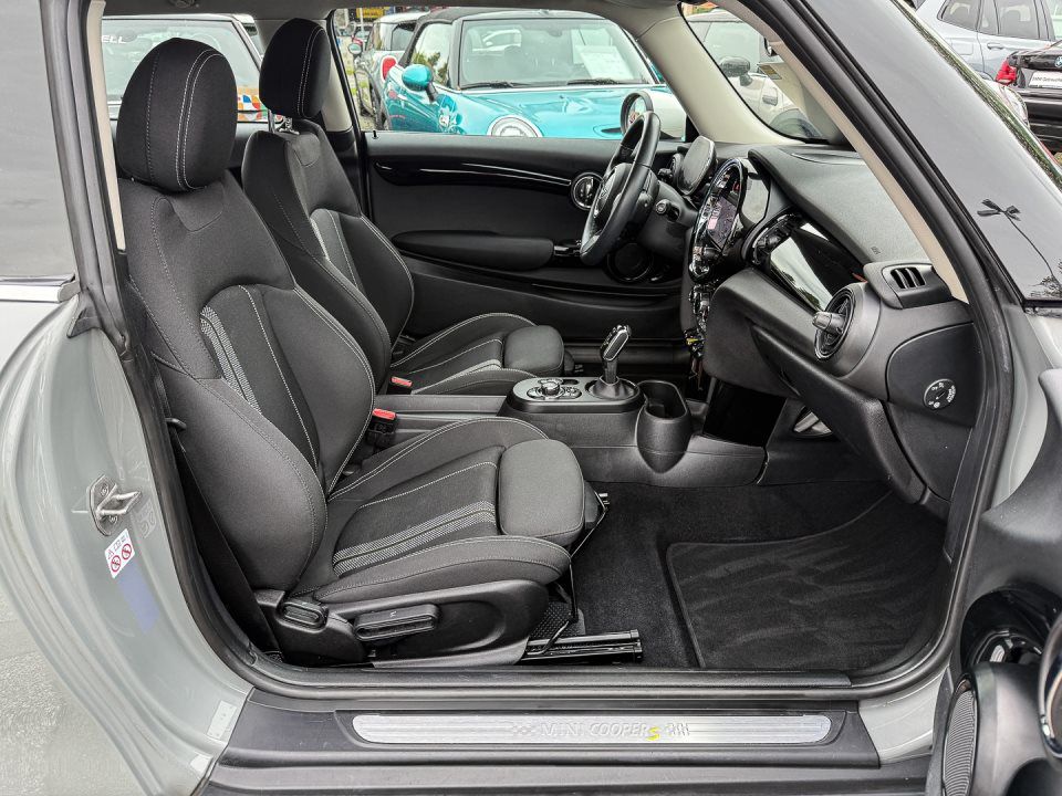 MINI Cooper SE