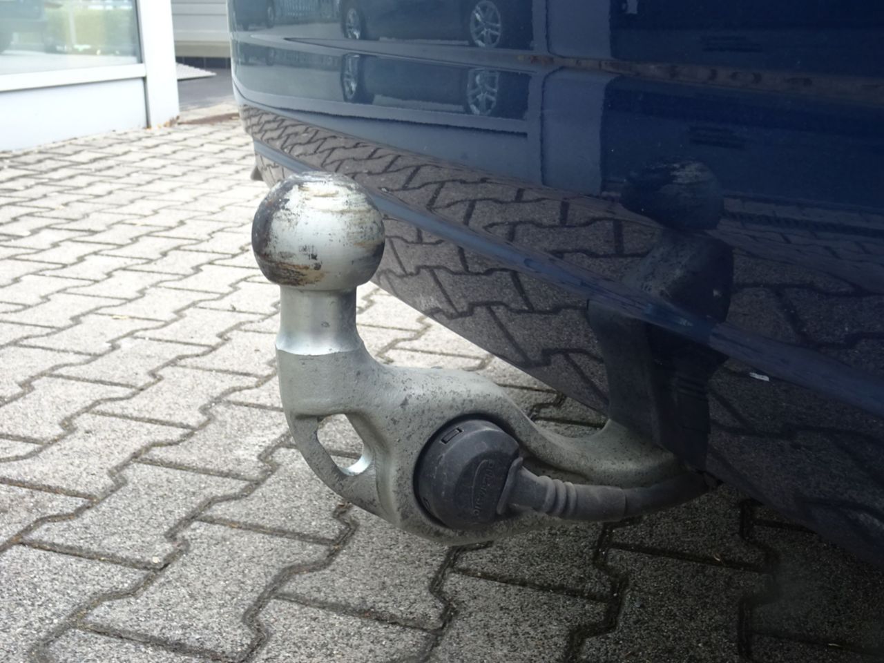 BMW 225