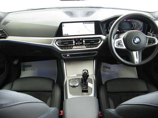 G20 320d xDrive RHD Saloon