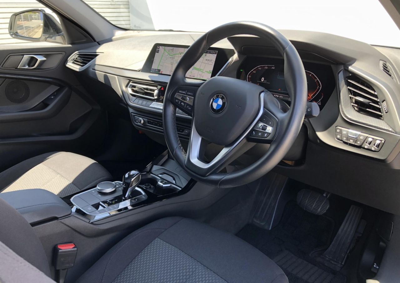 F40 118d Sports Hatch 5-door B47 2.0d