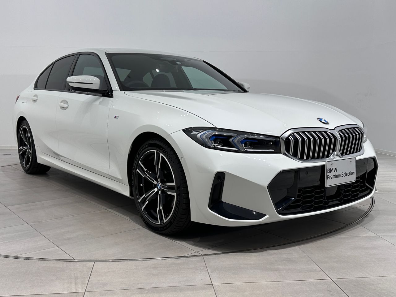 320d xDrive Berline RHD