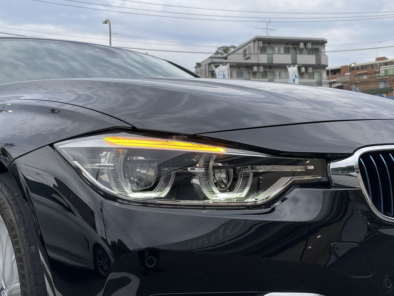 330E IPERFORMANCE SEDAN RHD
