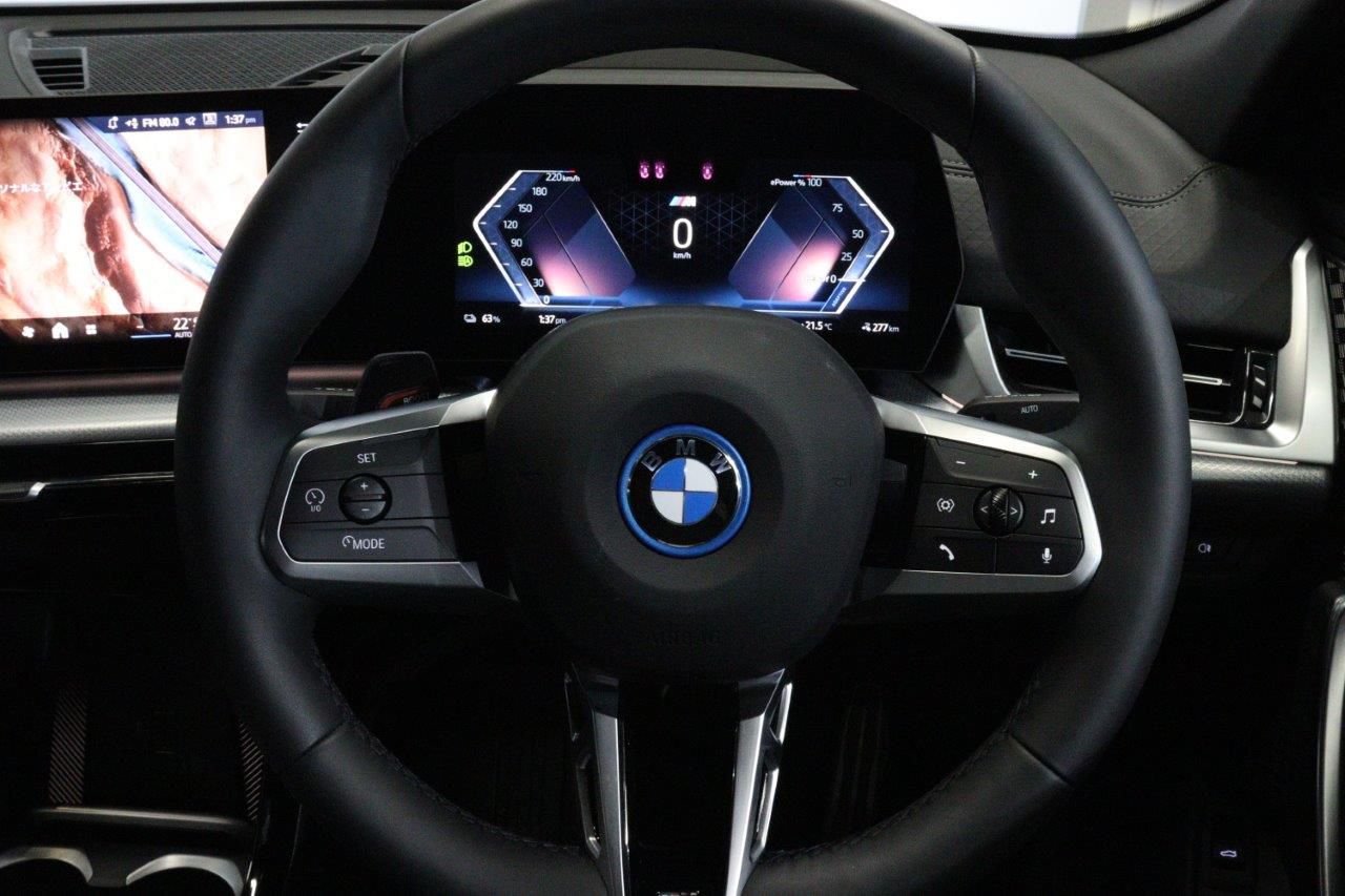 iX2 xDrive30 MSP