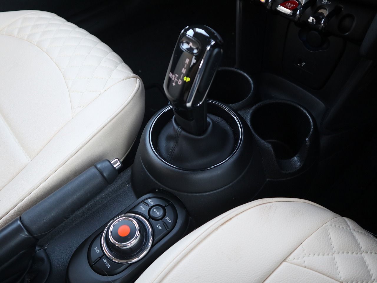F55 MINI Cooper 5-Door Hatch LCI