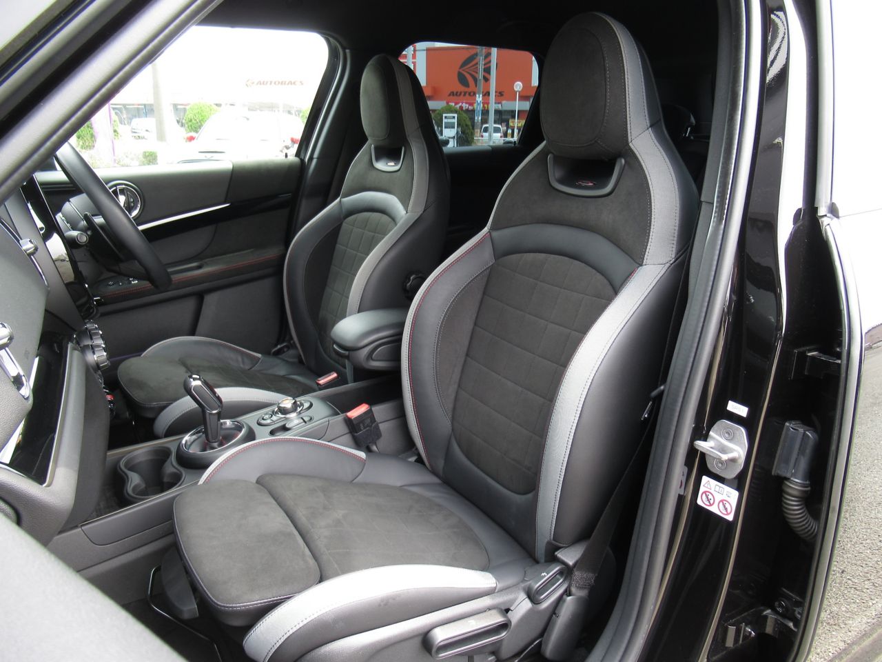 MINI John Cooper Works ALL4 Countryman RHD