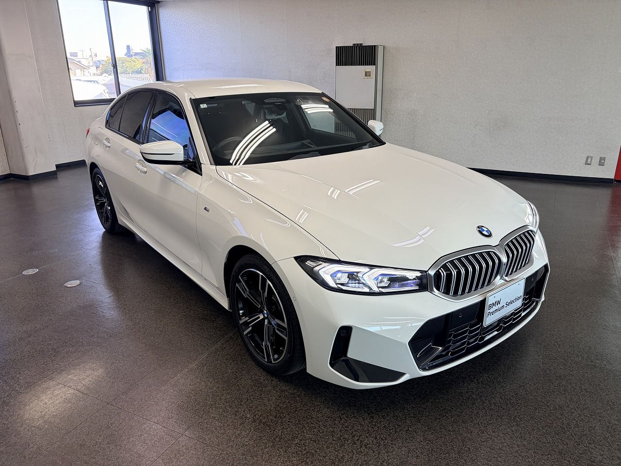 320d xDrive Berline RHD