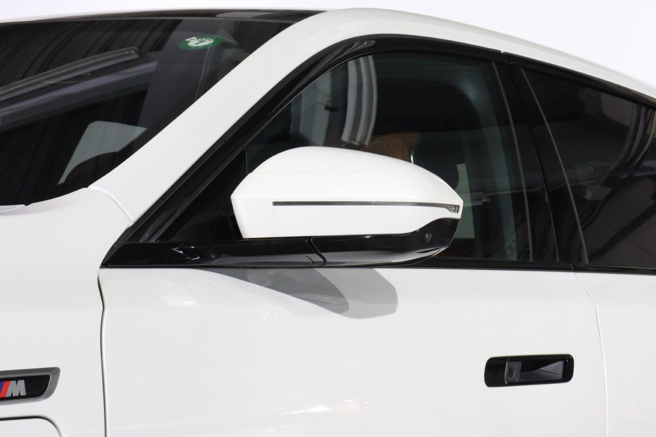 i7 xDrive60 Sedan RHD