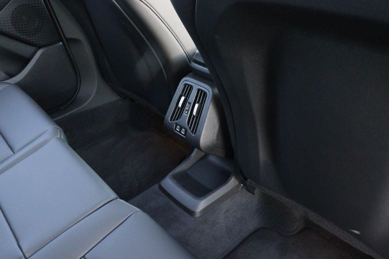 U06 218d Active Tourer B47 2.0d