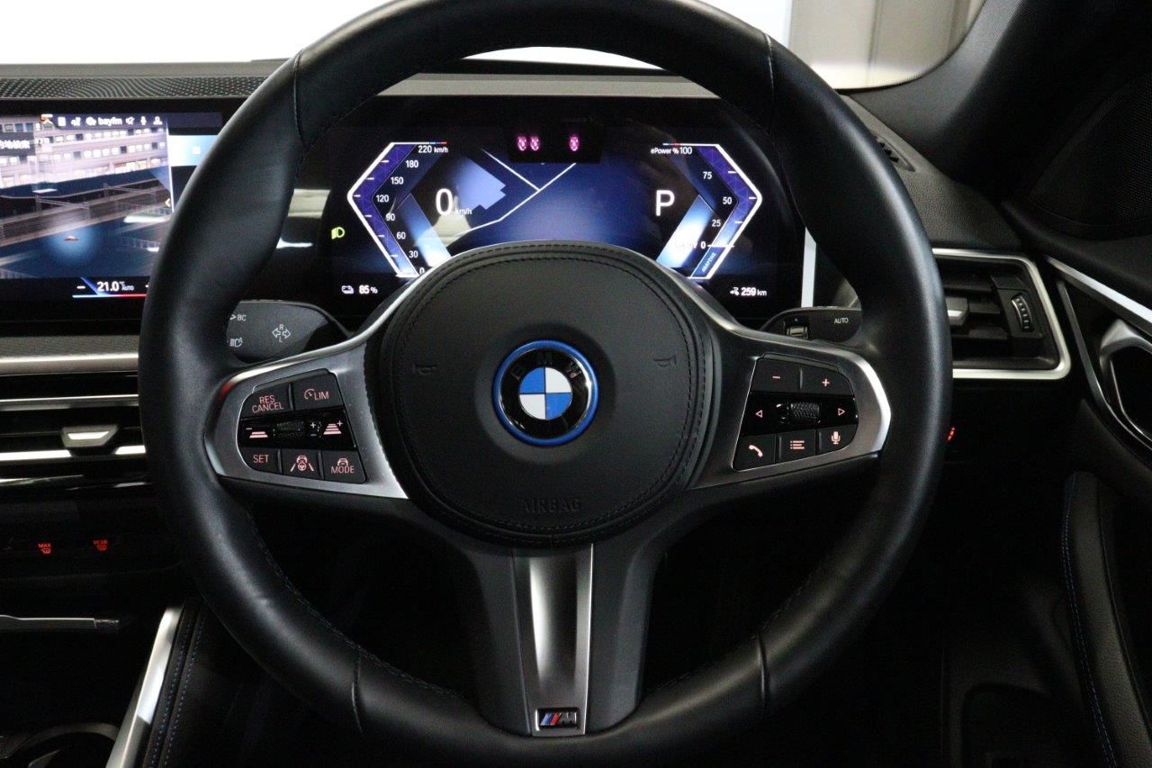 G26 i4 eDrive35 RHD