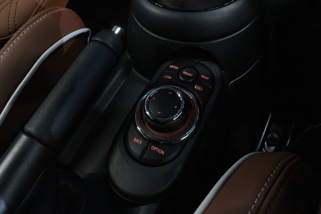 Cooper S 3 doors RHD