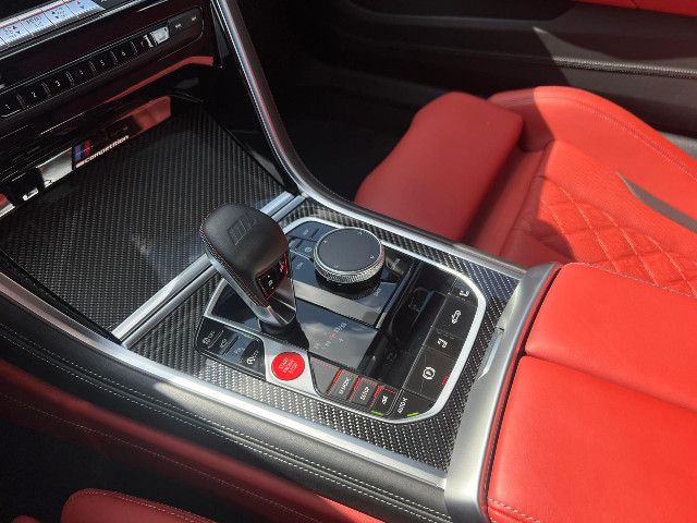 BMW M8