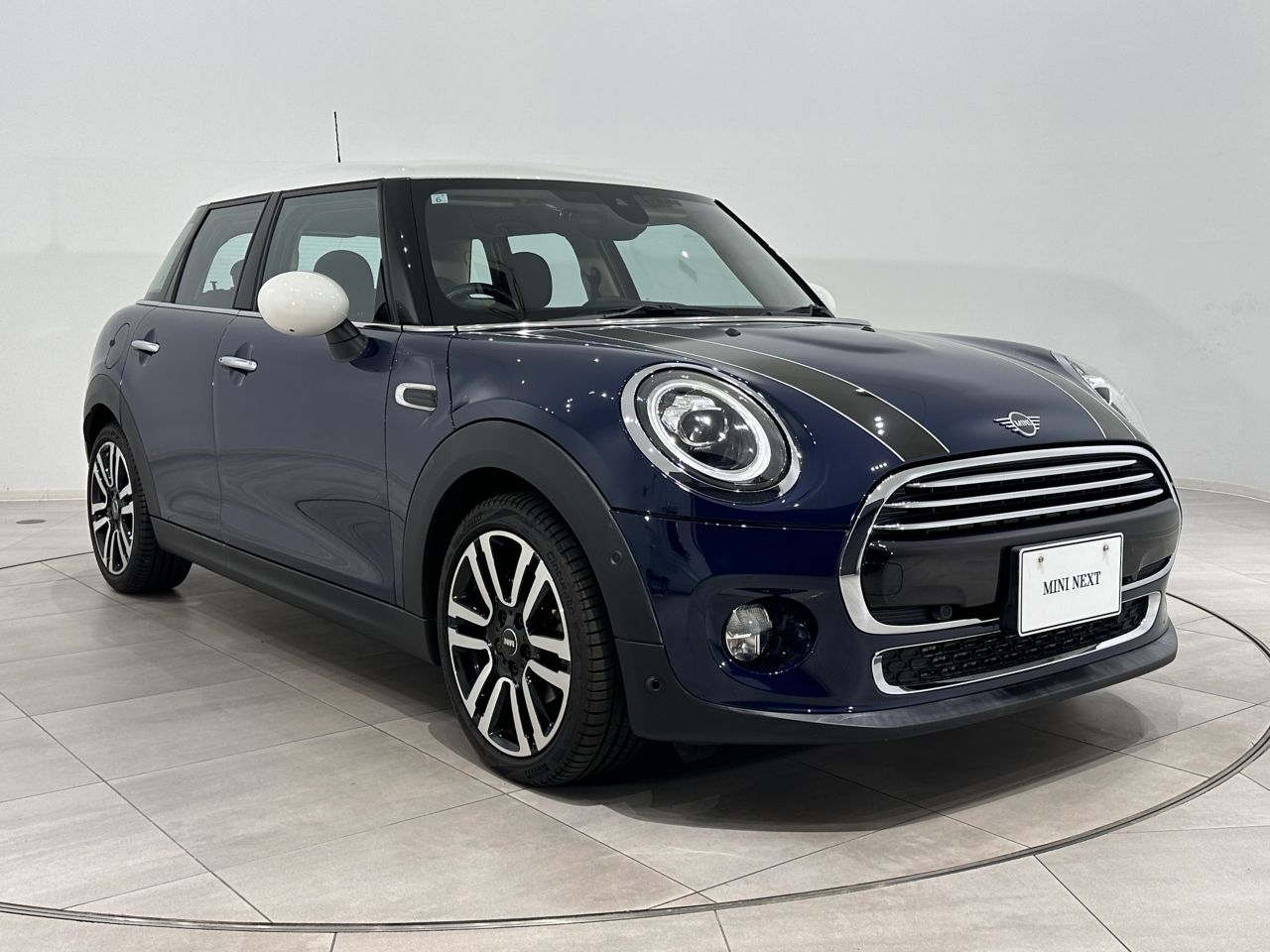 F55 COOPER D (AT)