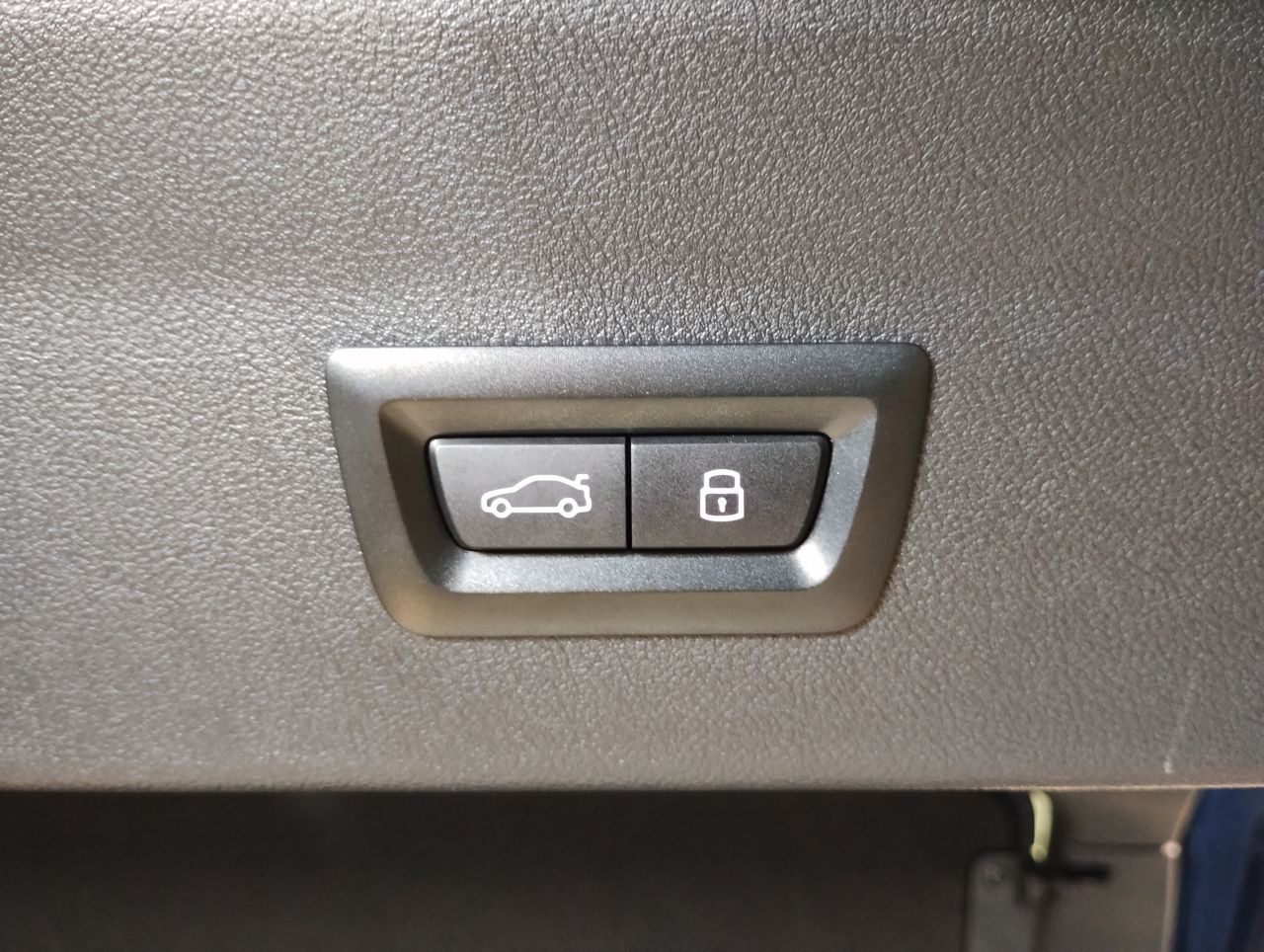 X4 xDrive20d RHD