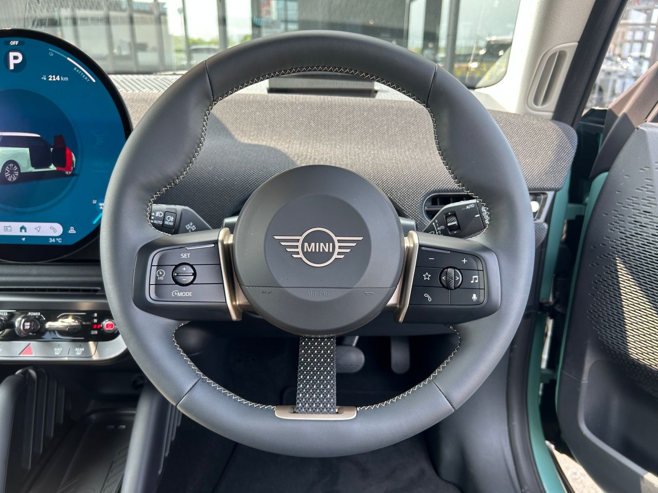 J01 MINI Cooper SE