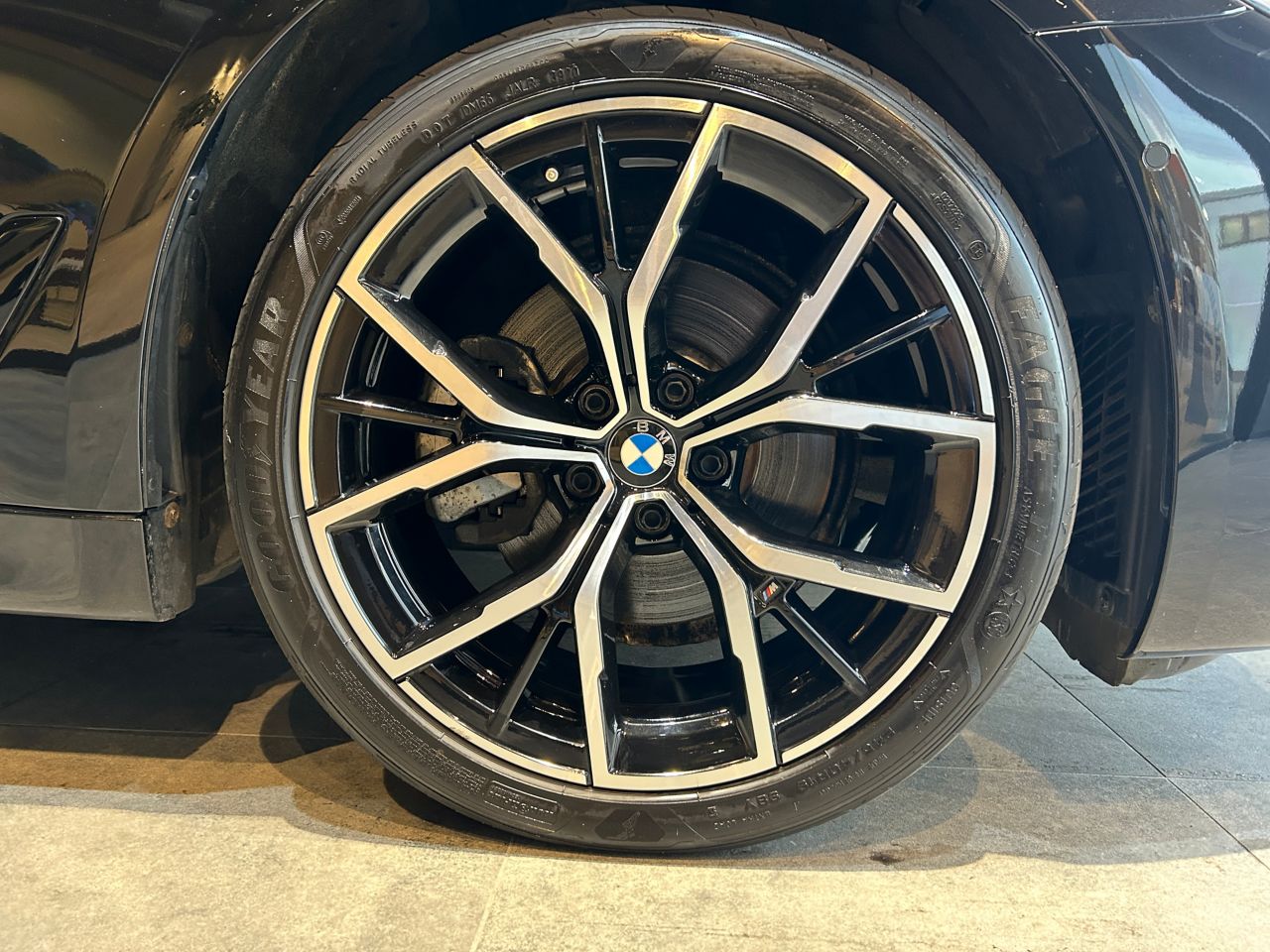 520d xDrive Touring RHD