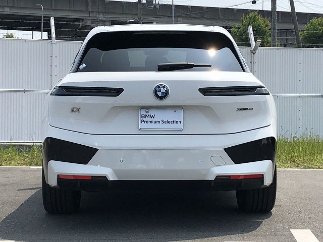 i20 iX xDrive40
