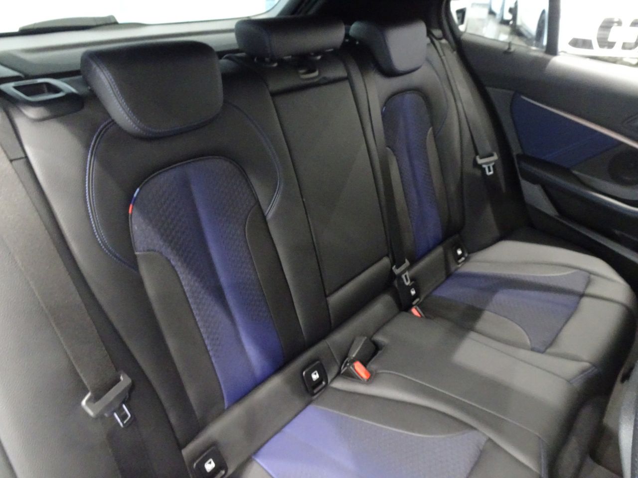 F40 118d Sports Hatch 5-door B47 2.0d