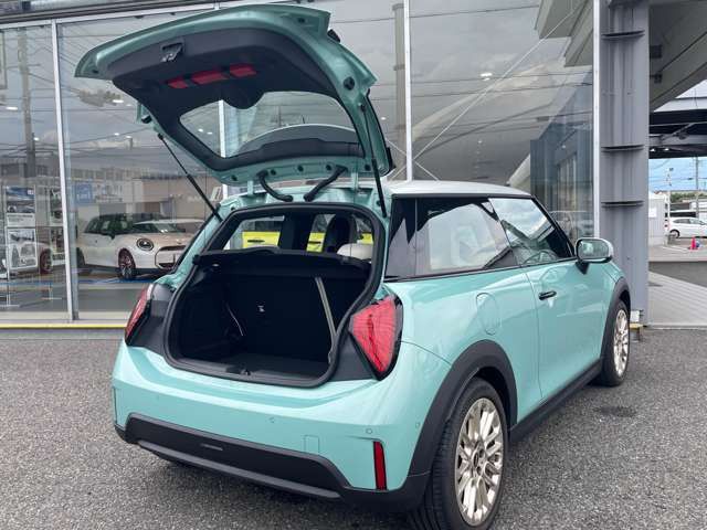 F66 MINI Cooper C 3Dr