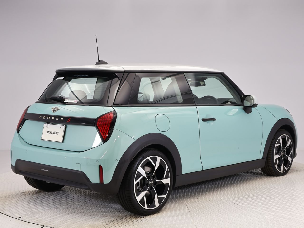 F66 MINI Cooper S 3Dr