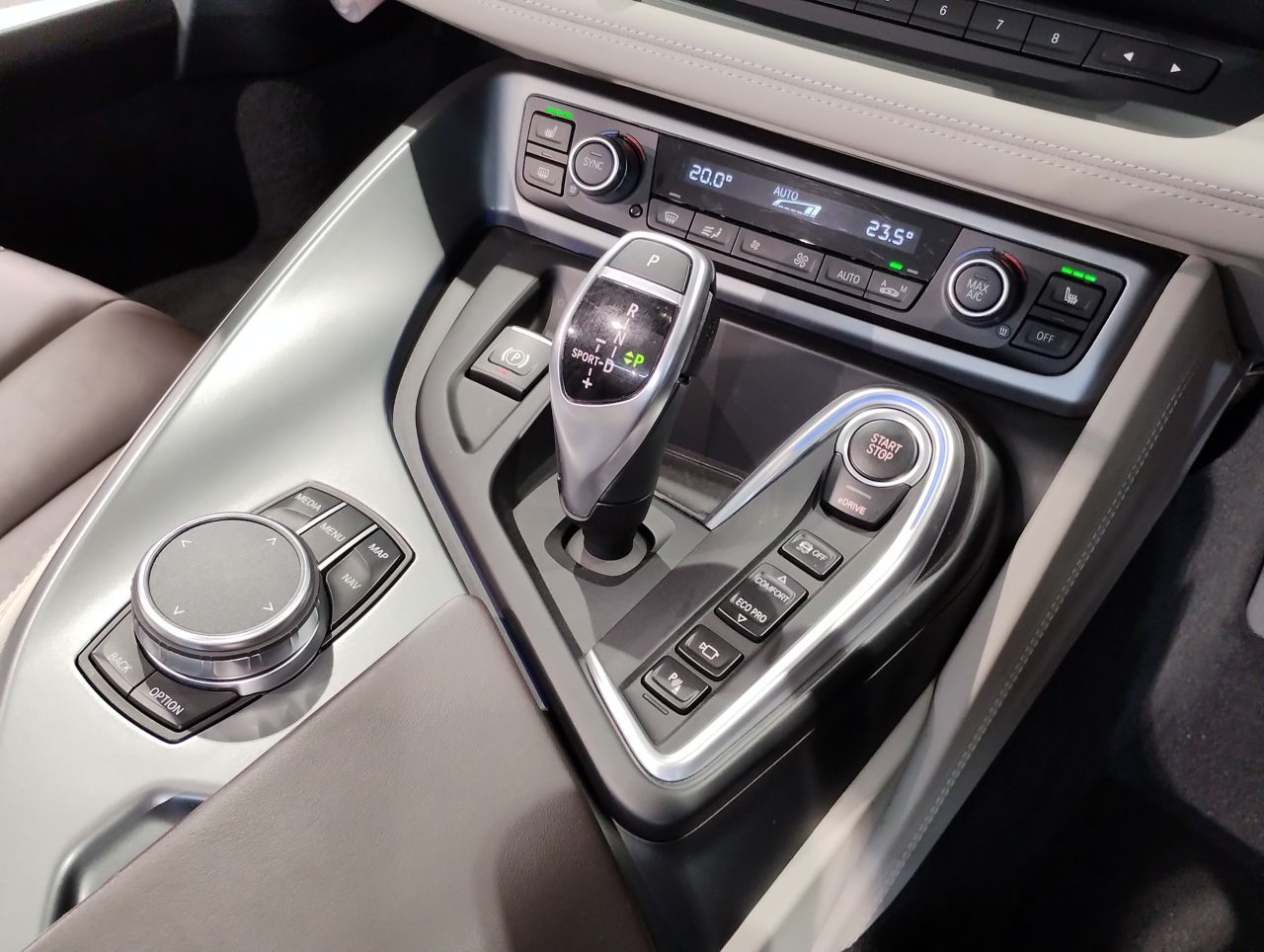 I15 i8 Roadster B38 1.5i