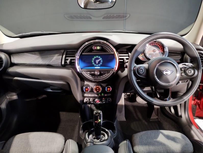 F55 MINI Cooper 5-Door Hatch LCI