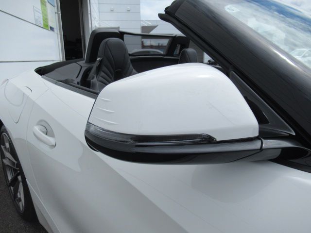 G29 Z4 M40i RHD