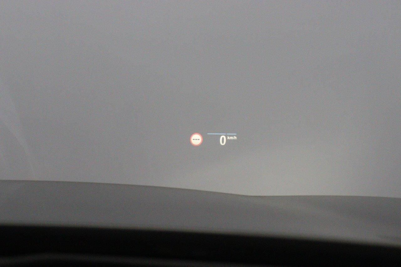 520d xDrive Sedan RHD