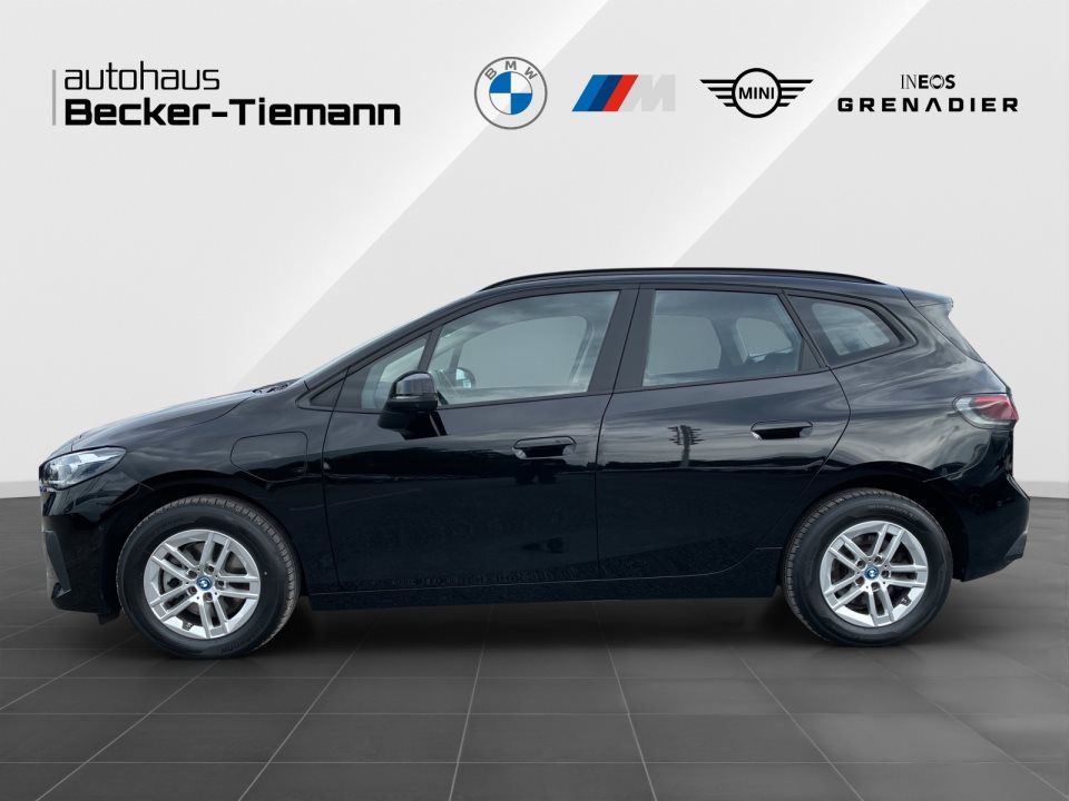 BMW 225