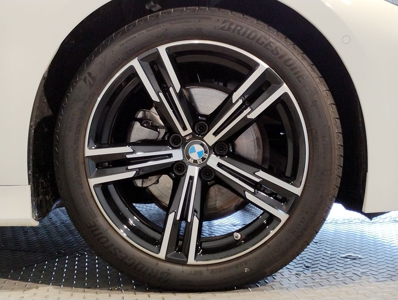 320d xDrive Berline RHD
