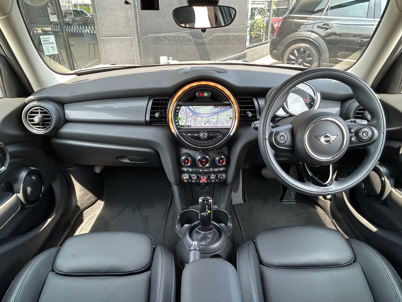 MINI F55 Cooper D 5dr Hatch LCI