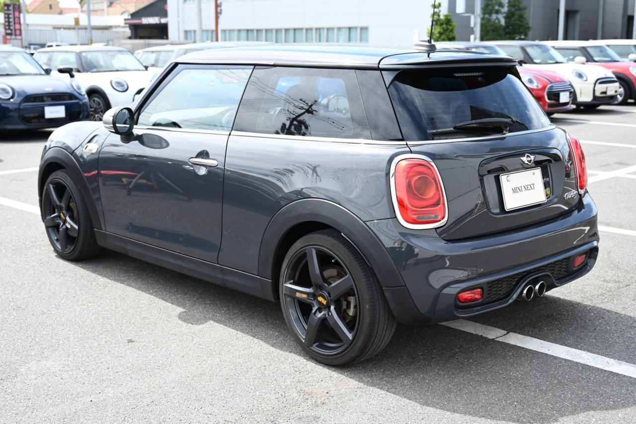 F56 MINI COOPER S