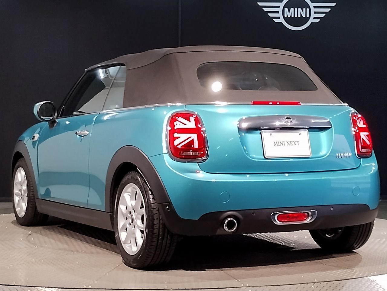 F57 MINI Cooper Convertible LCI