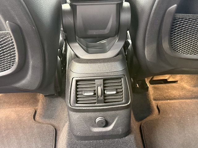 218D ACTIVE TOURER RHD