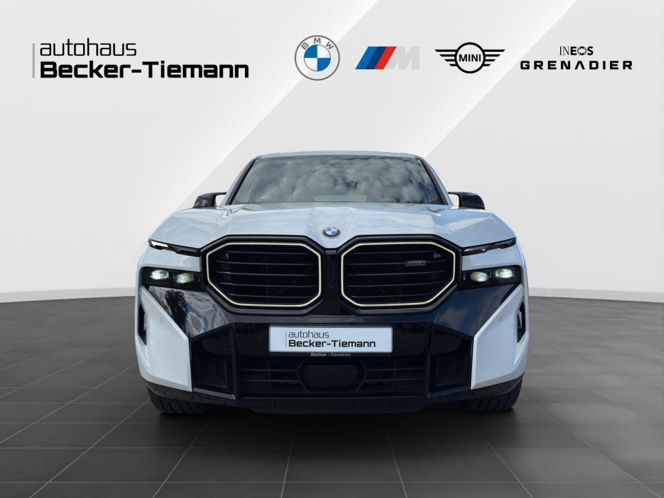 BMW XM