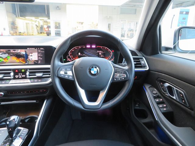 318i Berline RHD