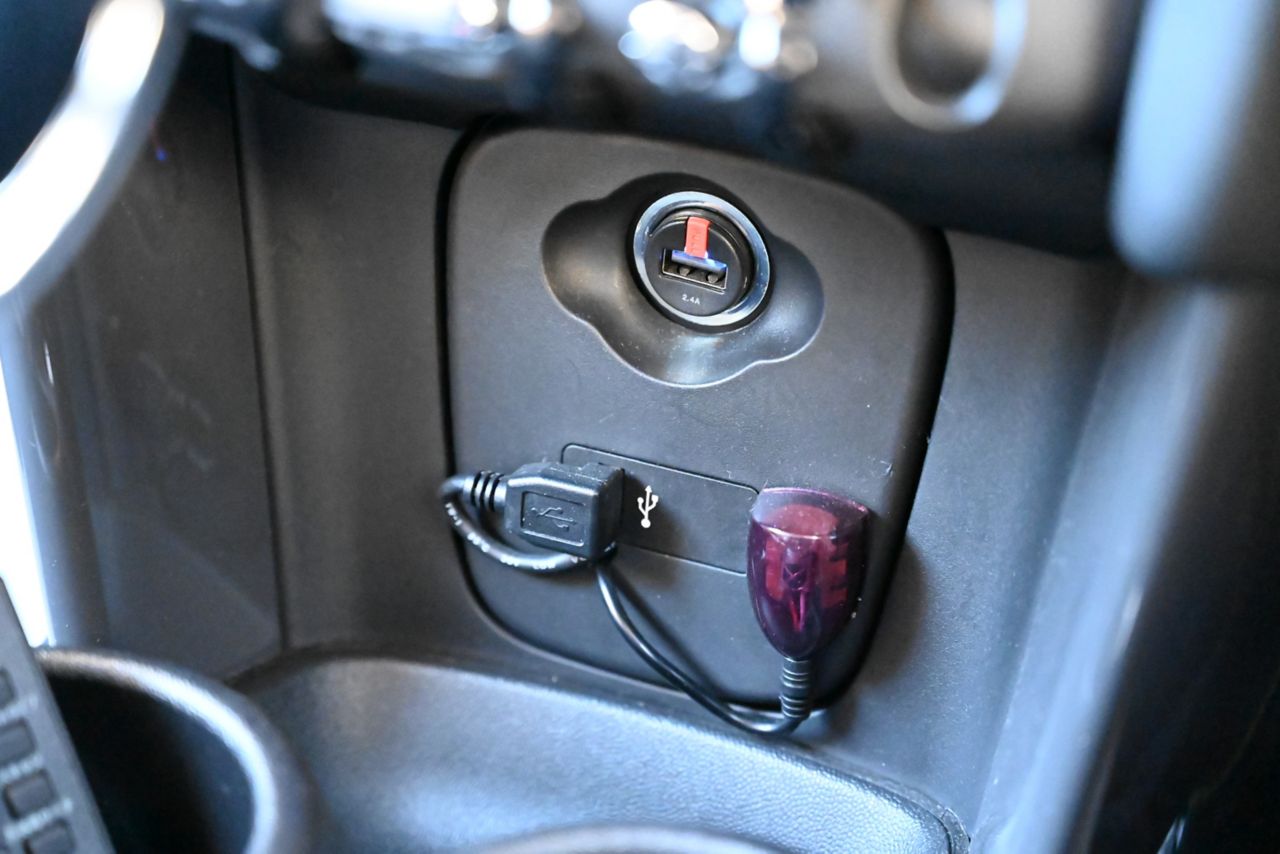 F55 COOPER D (AT)