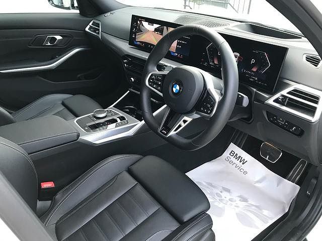 G20 320i Saloon LCI RHD MX