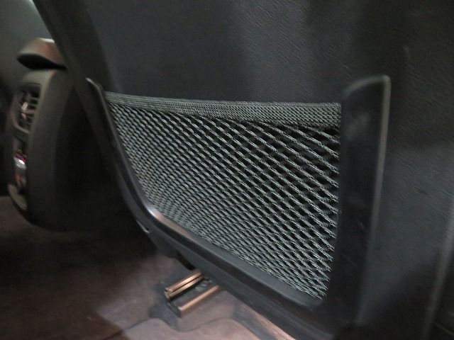 G20 320i Saloon RHD TU