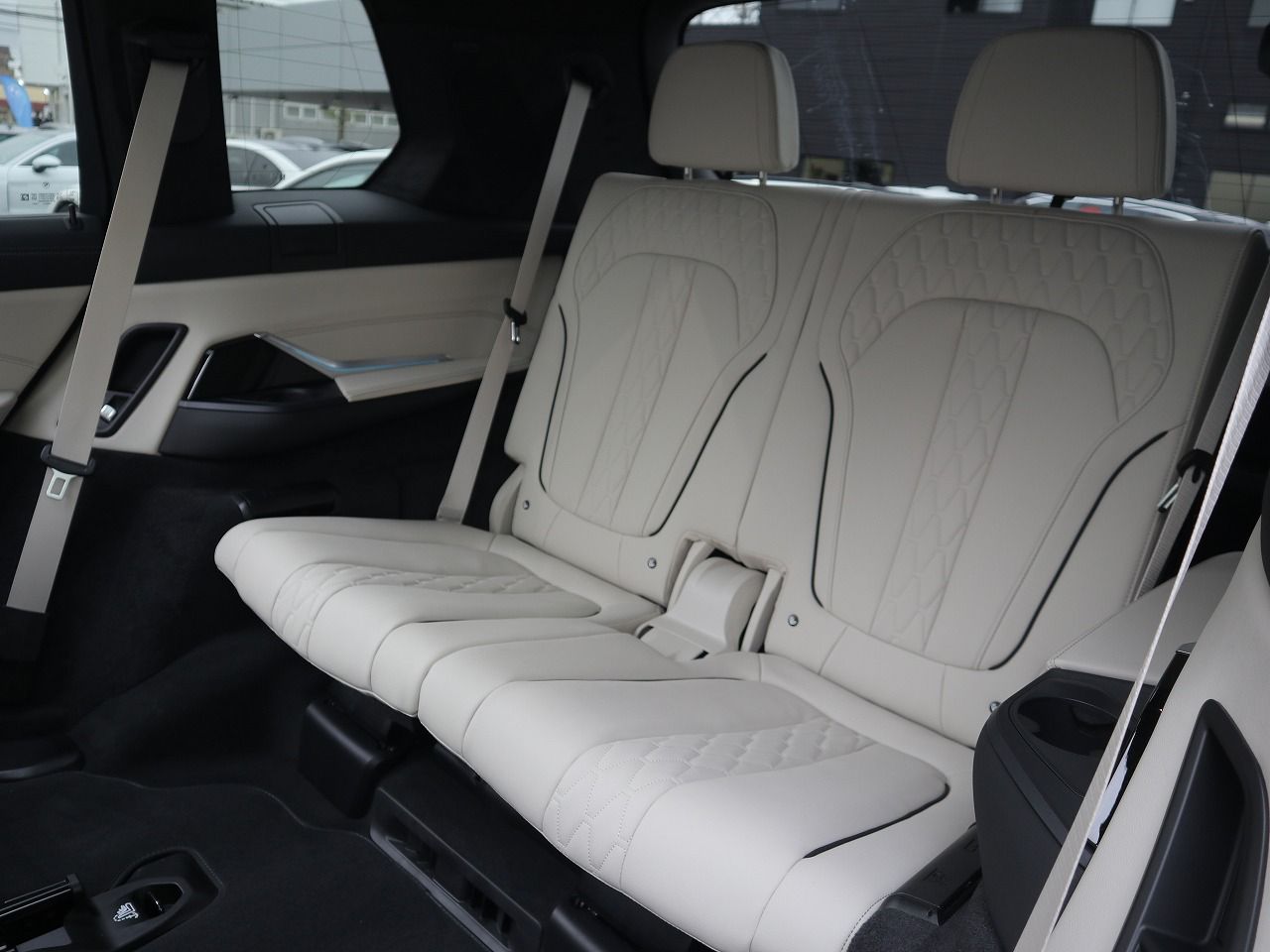 X7 xDrive40d RHD US
