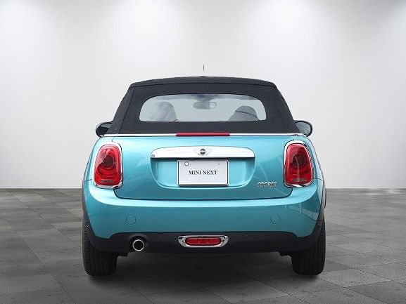 MINI CONVERTIBLE COOPER