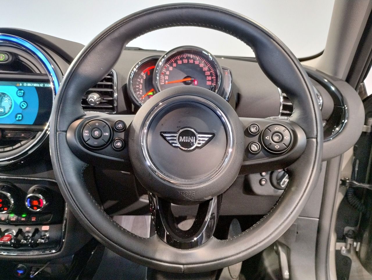 MINI CLUBMAN COOPER D