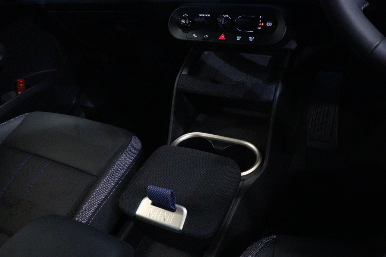 U25 MINI Countryman C